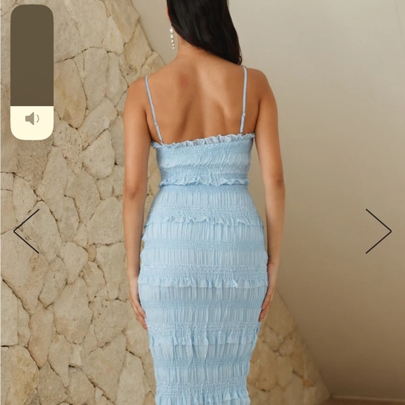 Hello Molly she’s classy midi dress - Picture 4 of 5